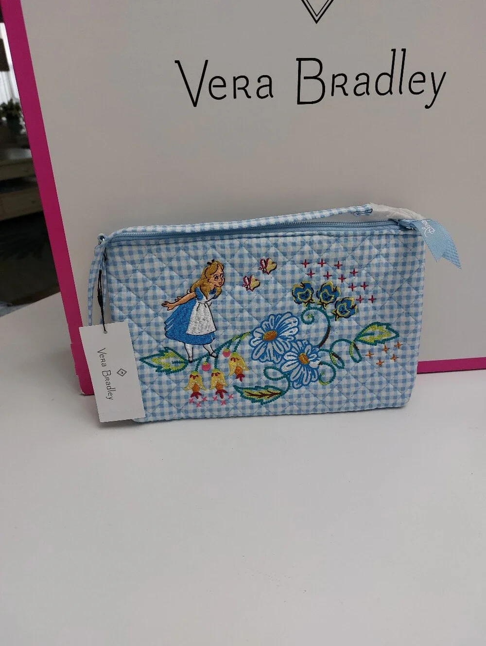 Vera Bradley Wristlet Disney Alice In Wonderland NWT - Picture 1 of 3